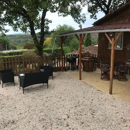 Chalet lumineux au cœur du Périgord Noir La Machome Extérieur photo